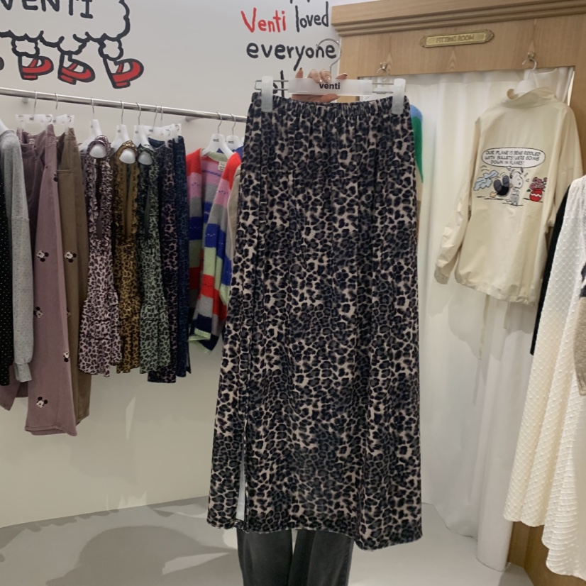 VENTI韓國直郵㊣女士新品職業推薦25秋冬半身裙中短裙天鵝絨VENTI半身裙/中短裙圖色3