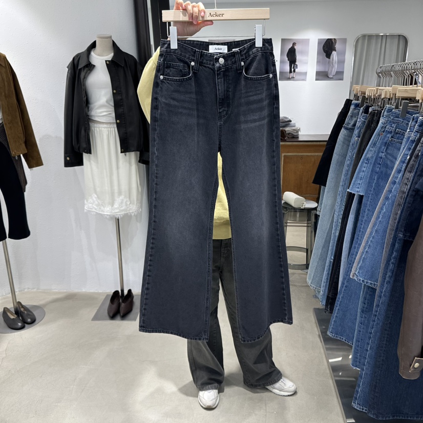 ACKER韓國代購㊣女士新品25秋冬熱賣人氣時尚休閑真品牛仔褲ACKER牛仔褲圖色2實際價格38000