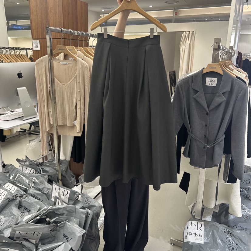 MER東大門㊣直郵女士新品25秋冬休閑人氣真品熱賣時尚職業長裙MER/ANGELO BIANCO長裙