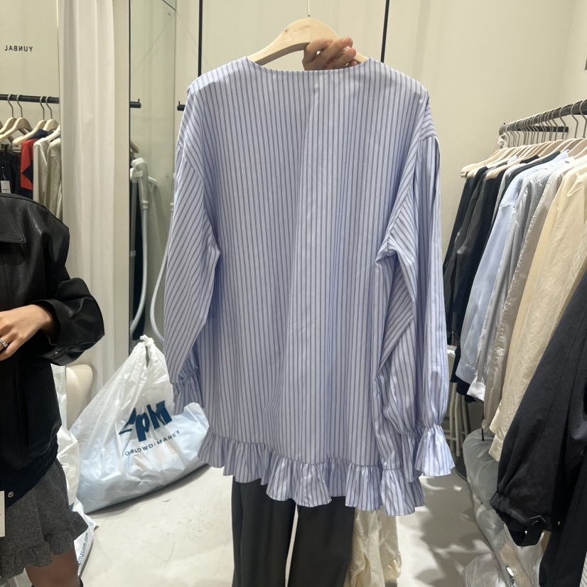 YUNBAL東大門㊣實拍女士新款真品職業休閑人氣熱賣襯衫蕾絲衫YUNBAL襯衫/蕾絲衫