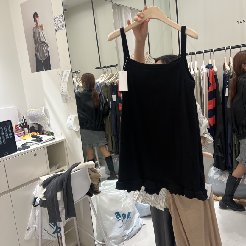 YUNBAL東大門㊣直郵女裝新品職業休閑連衣裙不含內搭荷葉邊YUNBAL連衣裙