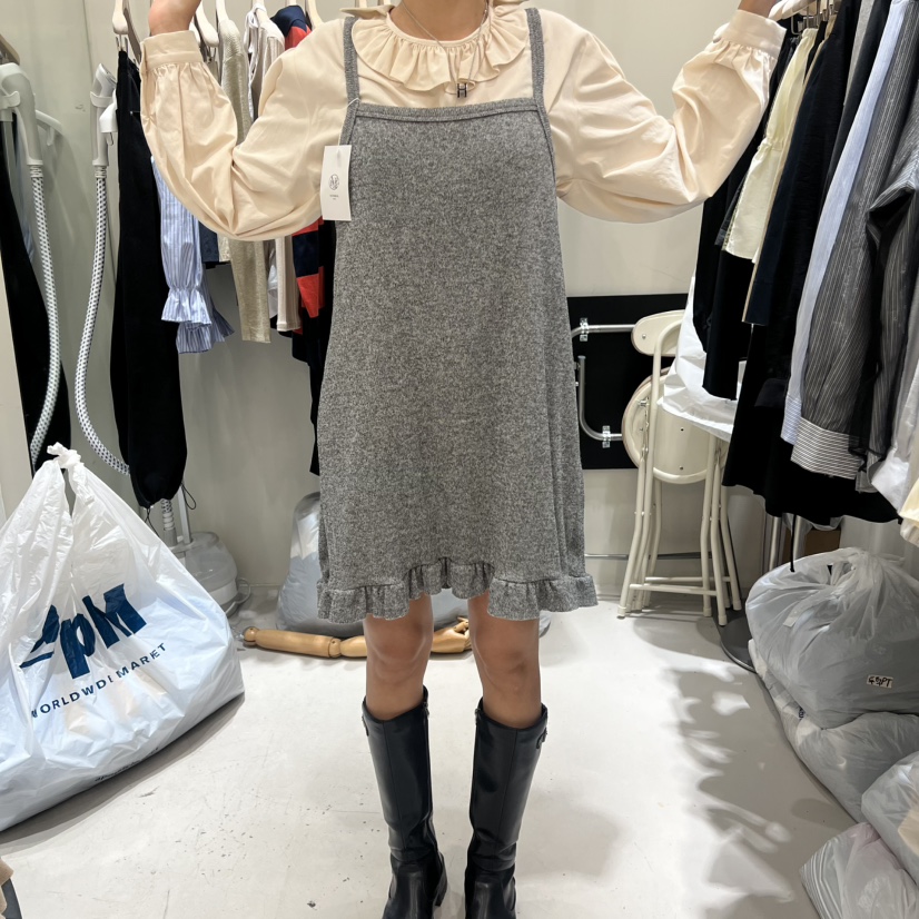 YUNBAL東大門㊣直郵女裝新品職業休閑連衣裙不含內搭荷葉邊YUNBAL連衣裙圖色2