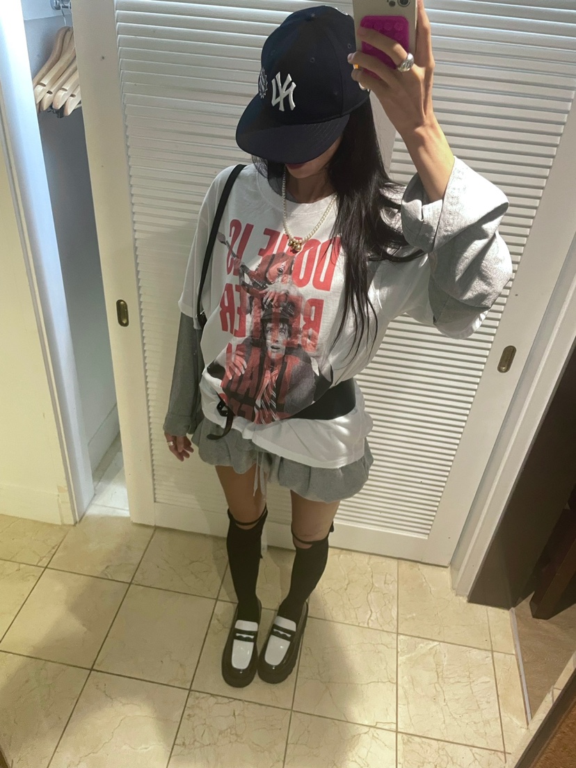 ABBEYLEE韓國直郵㊣女裝新品人氣真品推薦T恤不含配飾不含內搭ABBEYLEET恤
