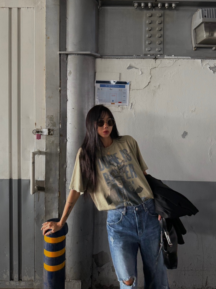 ABBEYLEE韓國直郵㊣女裝新品人氣真品推薦T恤不含配飾不含內搭ABBEYLEET恤