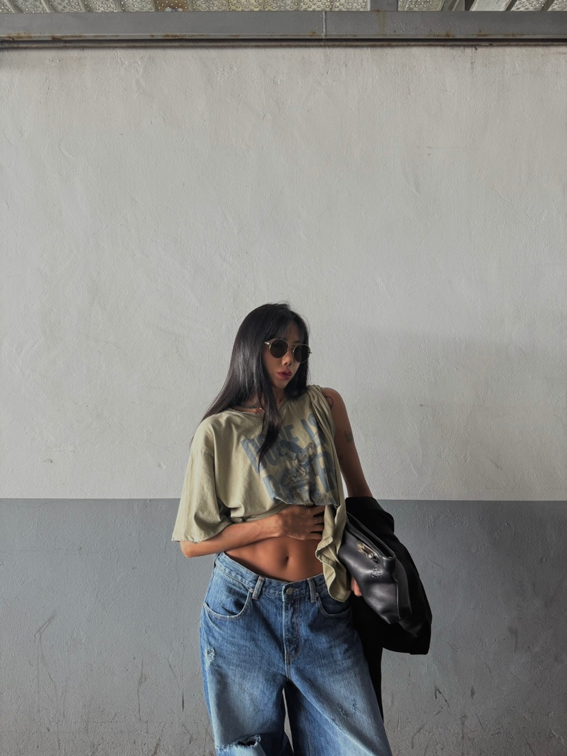 ABBEYLEE韓國直郵㊣女裝新品人氣真品推薦T恤不含配飾不含內搭ABBEYLEET恤