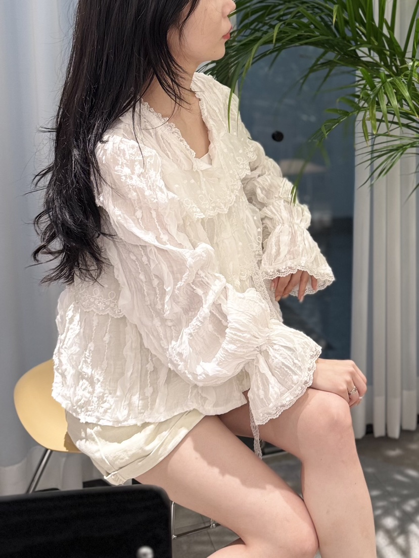 MELTED-P東大門㊣直郵女裝新品職業時尚休閑真品襯衫蕾絲衫MELTED-P襯衫/蕾絲衫
