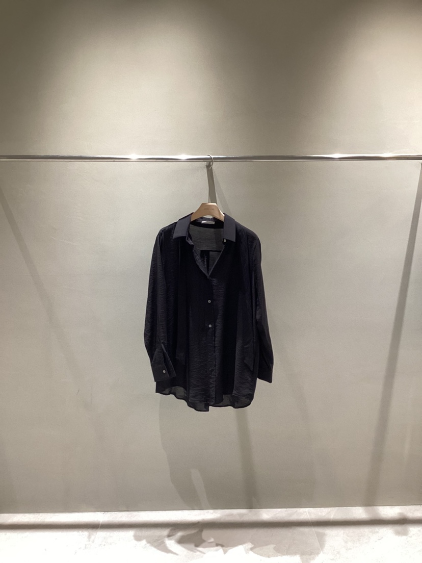 NEAR LEAP-P韓國代購㊣女士新款25秋冬職業真品襯衫蕾絲衫NEAR LEAP襯衫/蕾絲衫圖色2