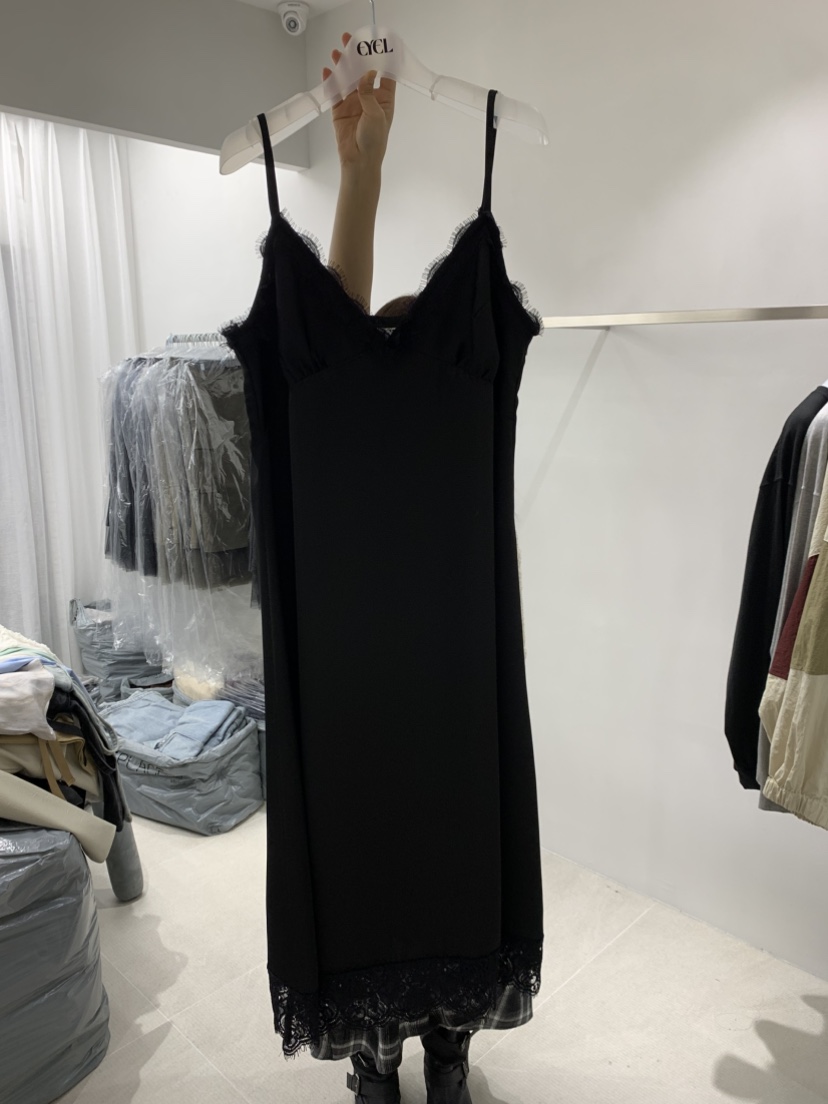 EYEL東大門㊣實拍女士新品人氣休閑真品時尚連衣裙蕾絲緞面EYEL連衣裙圖色2