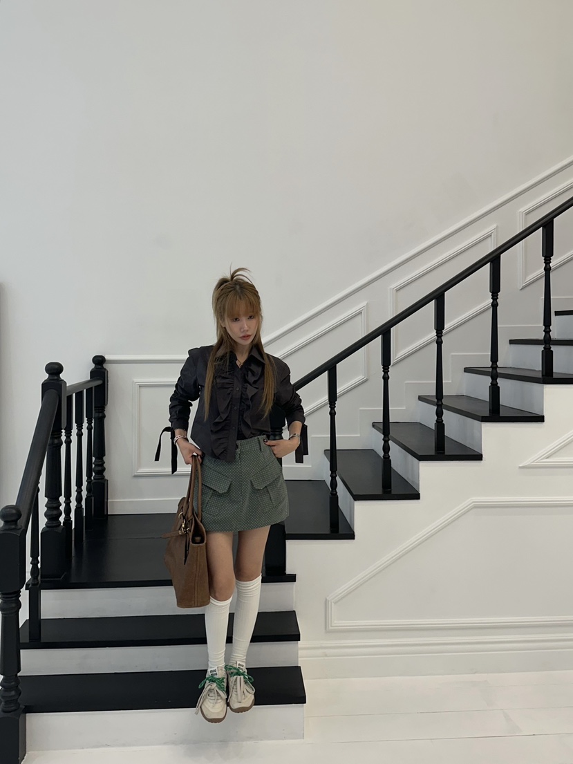 ZEROZERO東大門㊣代購女士新款人氣休閑時尚襯衫蕾絲衫荷葉邊ZEROZERO襯衫/蕾絲衫