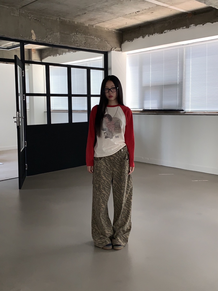 SUNDER MARKET東大門㊣直郵女士新品時尚25秋冬牛仔褲不含腰帶SUNDER MARKET牛仔褲