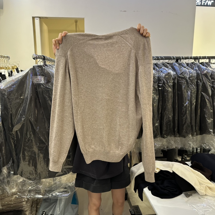 OUTFIT東大門㊣代購女士新品休閑25秋冬真品熱賣職業針織衫OUTFIT針織衫