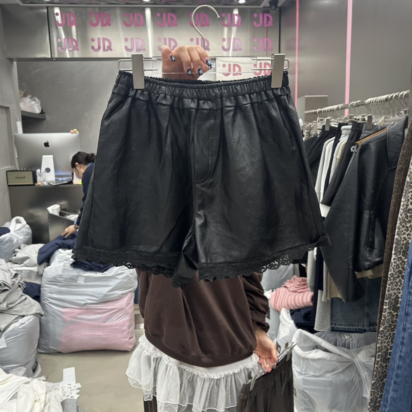 JUDYQUE東大門㊣代購女裝新品真品25秋冬人氣休閑時尚短褲皮革JUDYQUE短褲圖色2