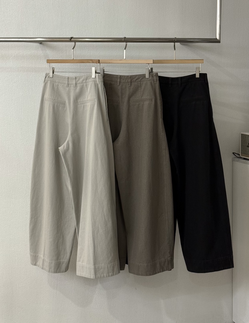 TWENTY FOUR SEVEN24-7東大門㊣實拍女裝新品人氣休閑褲TEWNTY FOUR SEVEN24-7休閑褲