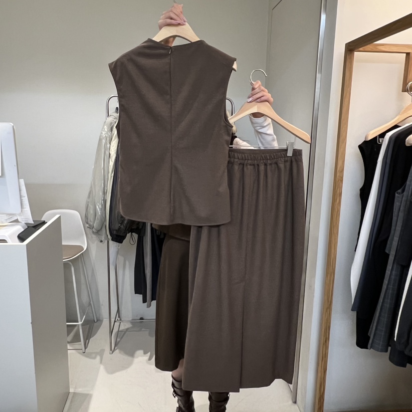 OUTRENE韓國直郵㊣女士新品熱賣推薦真品時尚職業人氣25秋冬套裝OUTRENE套裝