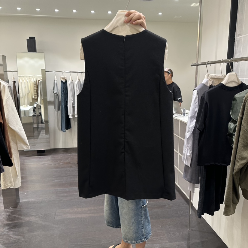 BINUS韓國代購㊣女裝新品熱賣推薦職業真品吊帶背心不含內搭BINUS吊帶/背心