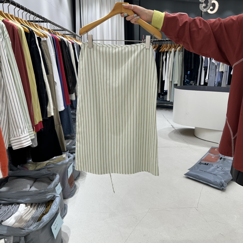 TREND SELLER/G東大門㊣實拍女士新款25秋冬半身裙中短裙G/TREND SELLER半身裙/中短裙