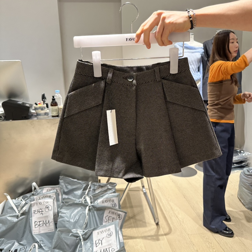 FAVOR-P東大門㊣直郵女士新品真品熱賣人氣休閑25秋冬短褲FAVOR短褲圖色1