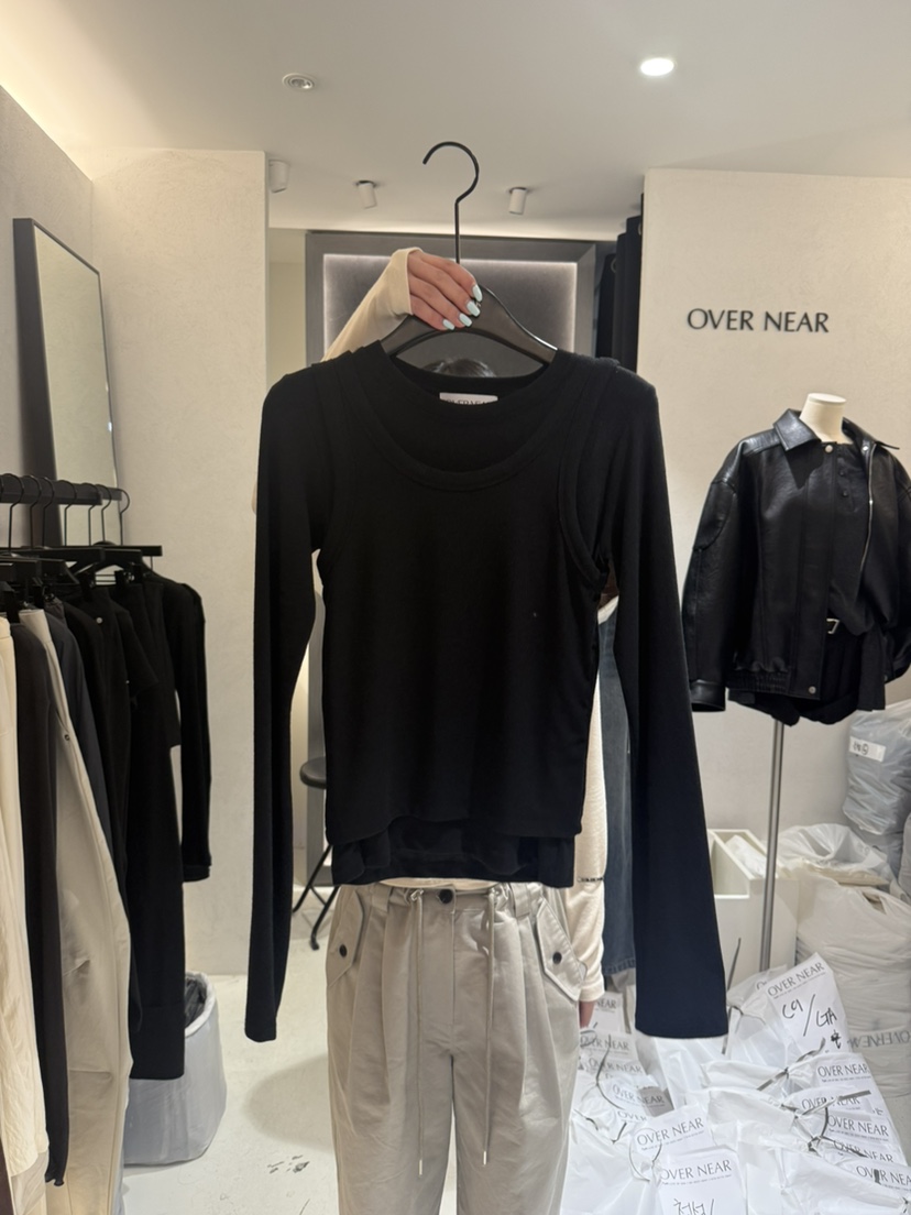 OVER NEAR東大門㊣實拍女士新品25秋冬熱賣時尚長袖T恤假兩件OVER NEAR長袖T恤圖色3