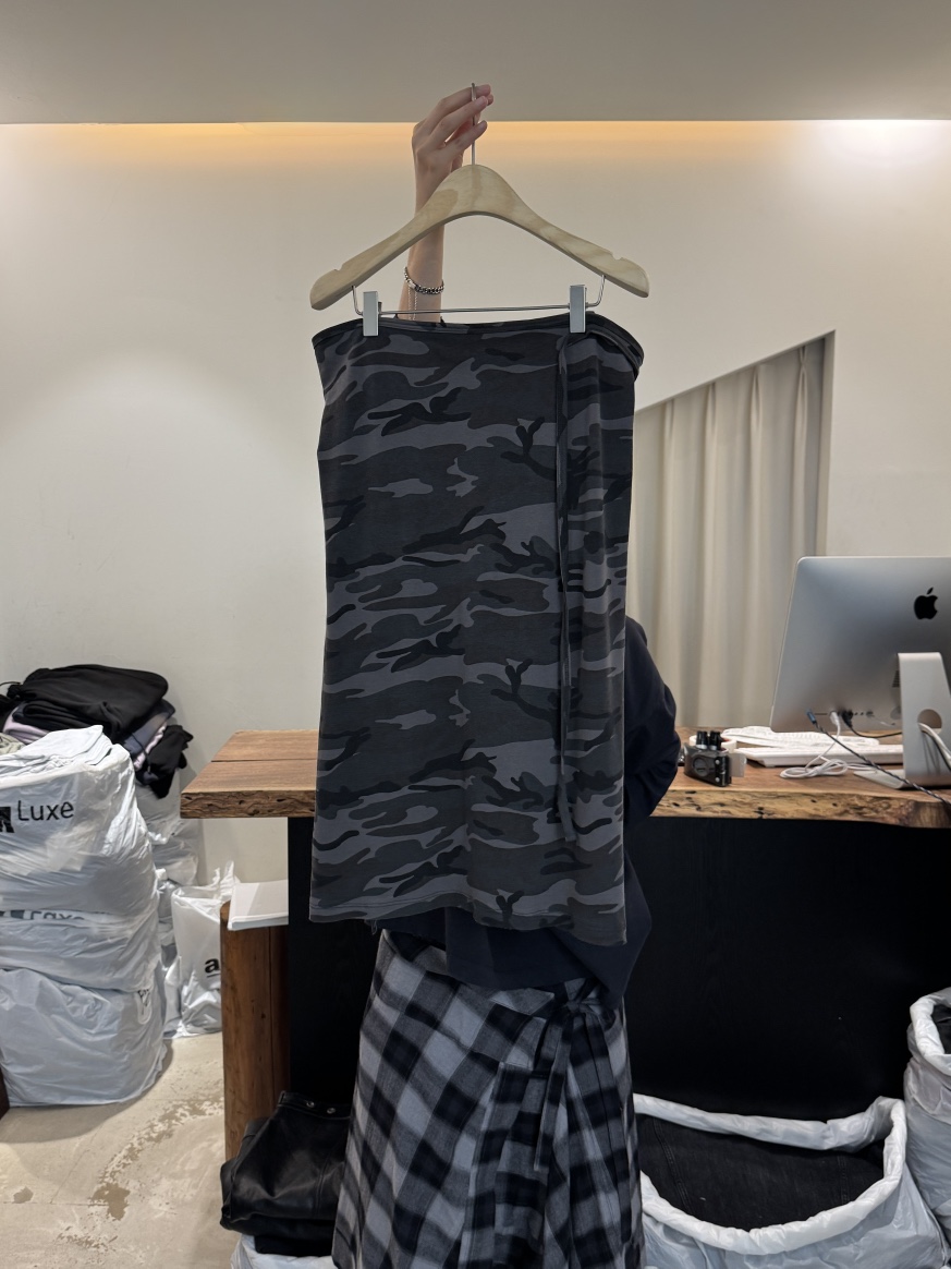 FRIC東大門㊣實拍女裝新款真品25秋冬職業半身裙中短裙迷彩FRIC半身裙/中短裙圖色2