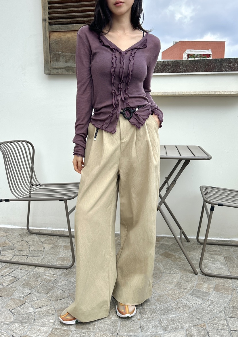 CLASSY-O韓國代購㊣女士新品25秋冬襯衫蕾絲衫不含腰帶天絲CLASSY-O襯衫/蕾絲衫