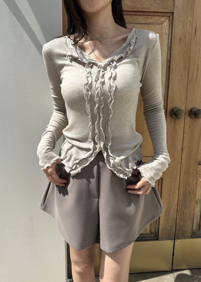 CLASSY-O韓國代購㊣女士新品25秋冬襯衫蕾絲衫不含腰帶天絲CLASSY-O襯衫/蕾絲衫