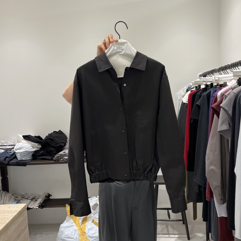 JANIE/NIA東大門㊣實拍女裝新品人氣時尚真品推薦熱賣夾克JANIE/NIA夾克