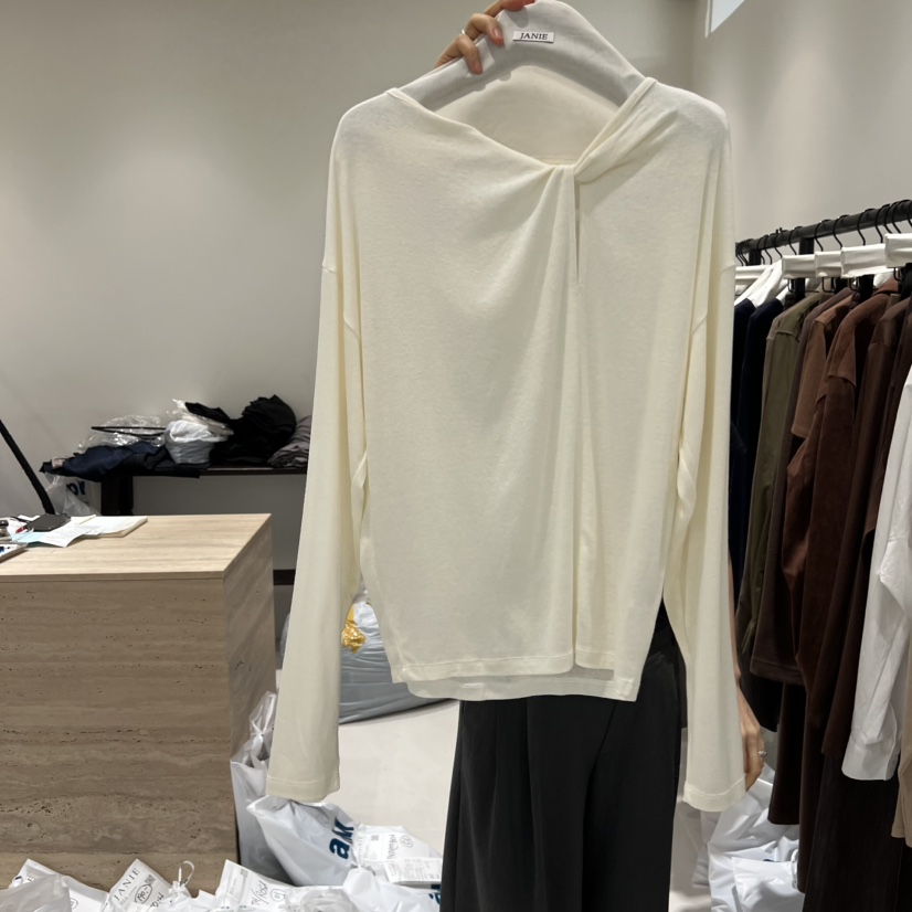 JANIE/NIA東大門㊣代購女士新品時尚25秋冬職業推薦長袖T恤JANIE/NIA長袖T恤圖色1
