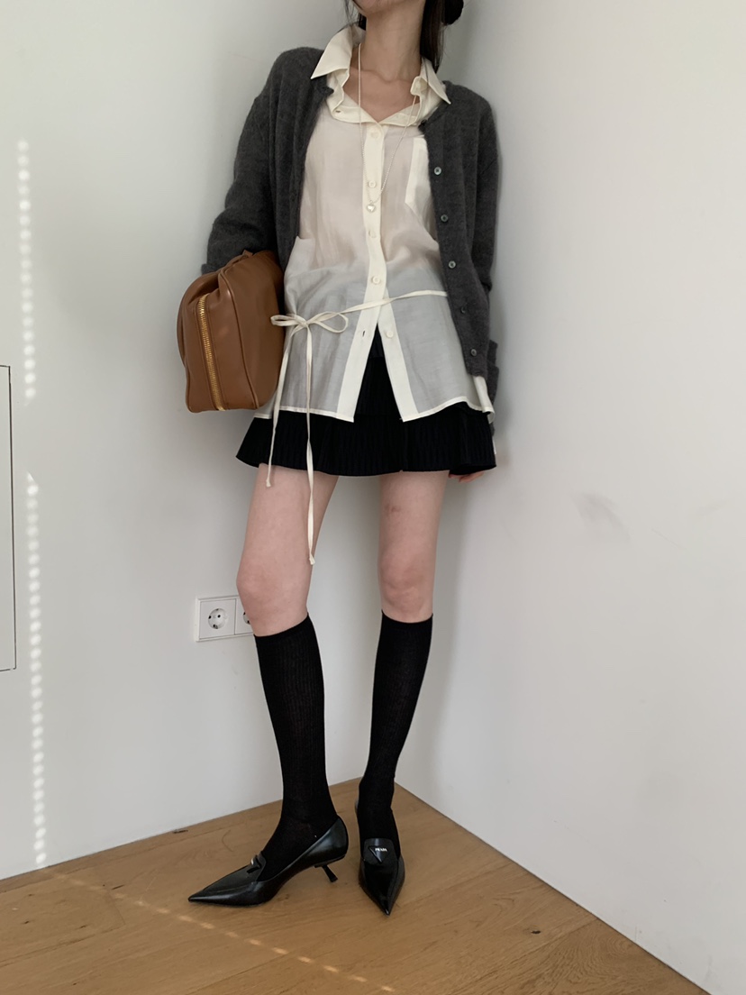 GAMDONG東大門㊣代購女士新品熱賣真品25秋冬襯衫蕾絲衫含腰繩GAMDONG襯衫/蕾絲衫