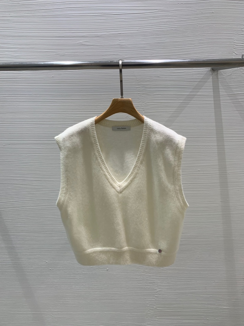 LUCY SALON韓國代購㊣女裝新款25秋冬休閑時尚熱賣吊帶背心LUCY SALON吊帶/背心