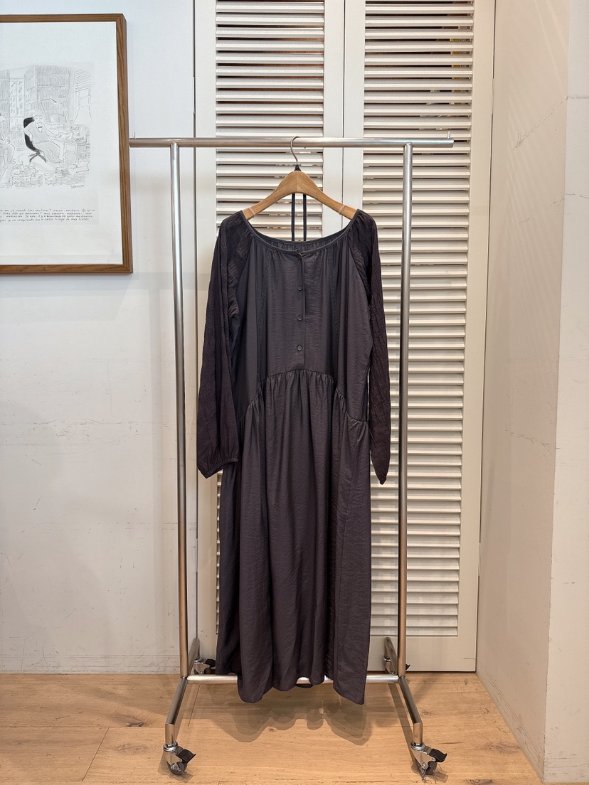 FAVE-L東大門㊣實拍女裝新款休閑熱賣真品25秋冬職業連衣裙FAVE-L連衣裙圖色3