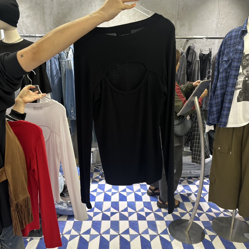 AMOUR韓國代購㊣女裝新品熱賣職業推薦時尚真品休閑長袖T恤AMOUR長袖T恤