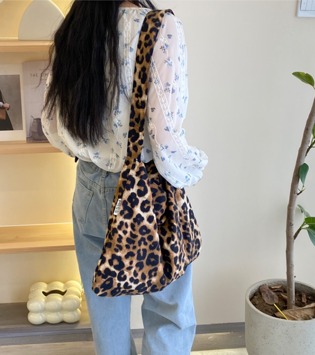 POSH BLUE東大門㊣直郵女裝新款職業人氣真品時尚單肩斜跨包POSH BLUE單肩/斜跨包