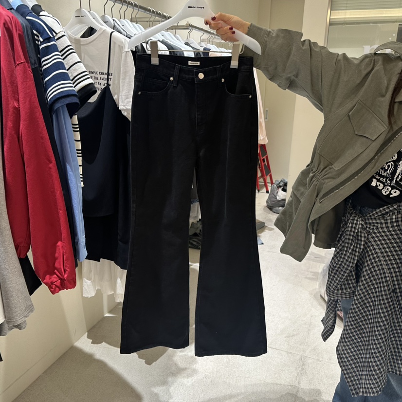 MOREMORE東大門㊣實拍女士新品推薦時尚職業熱賣人氣牛仔褲more more牛仔褲圖色2