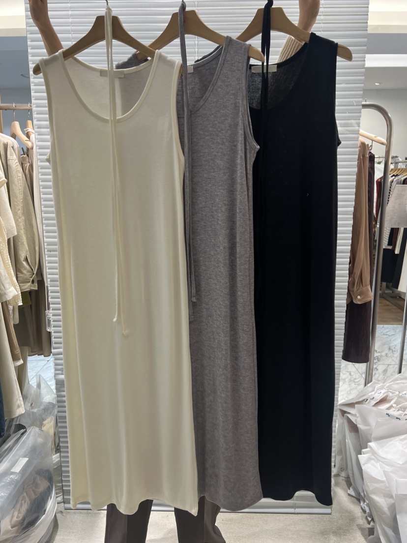 FF韓國代購㊣女裝新品真品熱賣人氣休閑25秋冬時尚職業連衣裙FF/SUNDAY連衣裙
