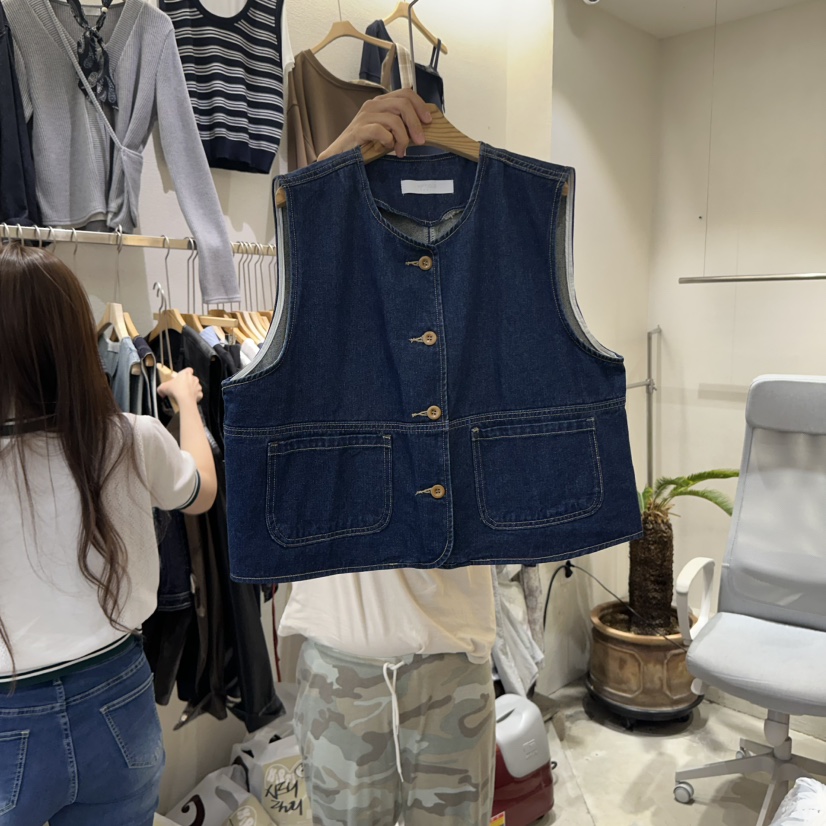 HIPTIQUE東大門㊣代購女裝新款人氣熱賣時尚推薦馬甲紐扣背心HIPTIQUE馬甲圖色2