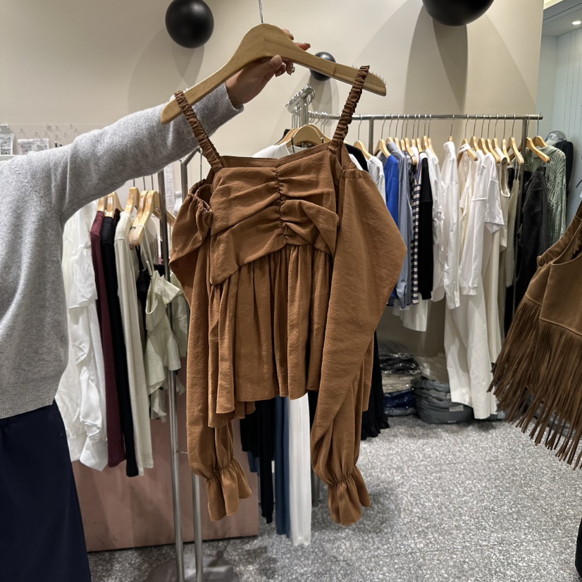 SOF韓國代購㊣女裝新品職業休閑推薦真品人氣熱賣25秋冬吊帶背心SOF吊帶/背心圖色2