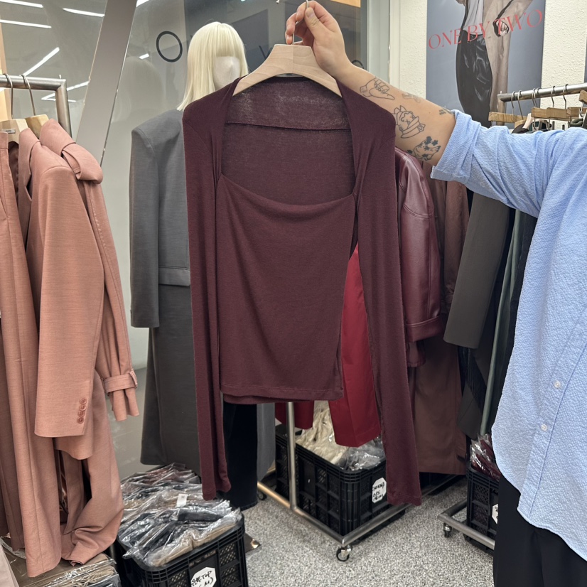 ONEBYTWO東大門㊣實拍女士新品熱賣25秋冬真品職業時尚長袖T恤ONE BY TWO長袖T恤圖色2