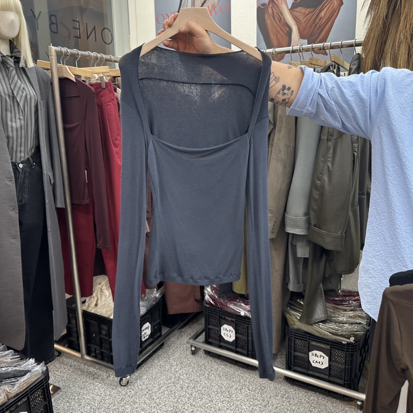 ONEBYTWO東大門㊣實拍女士新品熱賣25秋冬真品職業時尚長袖T恤ONE BY TWO長袖T恤圖色3