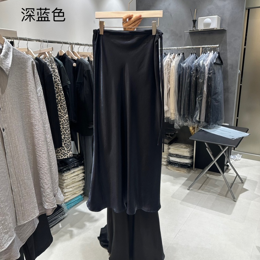 OPEN韓國直郵㊣女士新品推薦時尚休閑職業25秋冬長裙超長緞面OPEN長裙圖色2