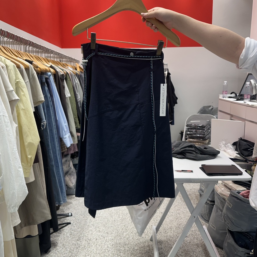 ATPZ韓國代購㊣女士新品推薦25秋冬半身裙中短裙含腰帶尼龍ATTENTION PLEAES半身裙/中短裙圖色2