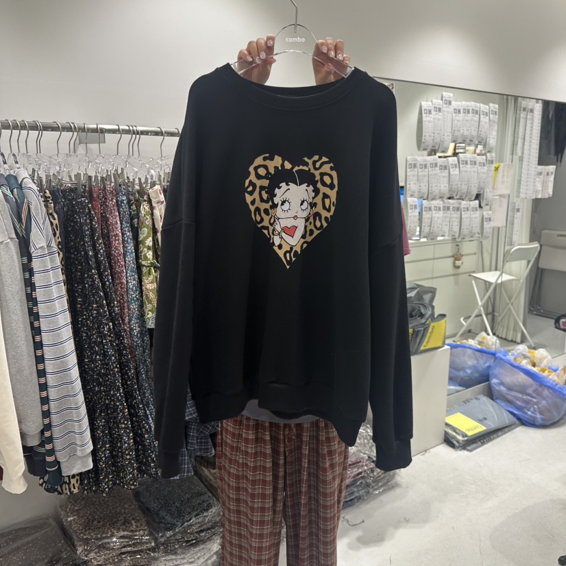 COMBO韓國代購㊣女裝新品人氣休閑時尚推薦職業熱賣真品衛衣COM_BO衛衣圖色2