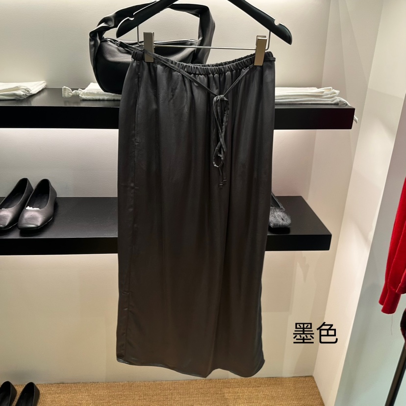 FEBRUARY 11東大門㊣實拍女士新品時尚職業熱賣推薦25秋冬長裙FEBRUARY 11長裙圖色1