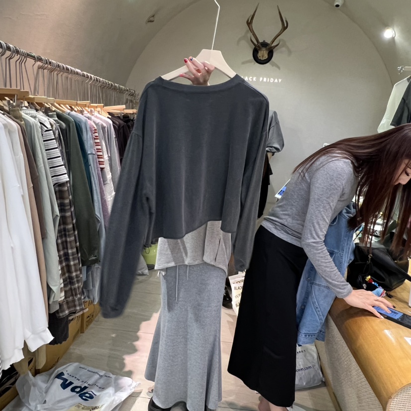 BLACKFRIDAY東大門㊣直郵女裝新品休閑人氣推薦熱賣長袖T恤BLACK FRIDAY長袖T恤