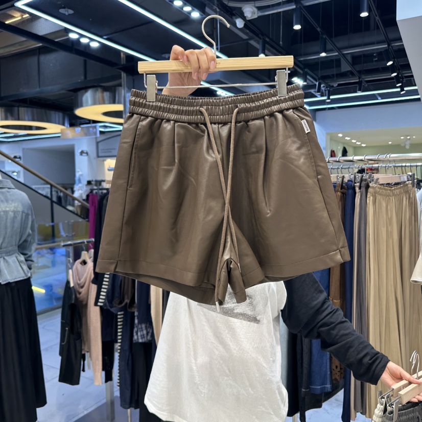 HOT PLACE東大門㊣代購女士新品真品25秋冬熱賣時尚職業短褲HOT PLACE/DREAM GIRIS短褲圖色3