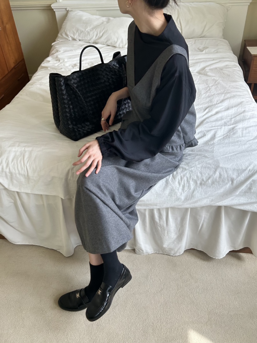 ME MO東大門㊣直郵女裝新款25秋冬時尚職業人氣休閑吊帶背心ME MO吊帶/背心