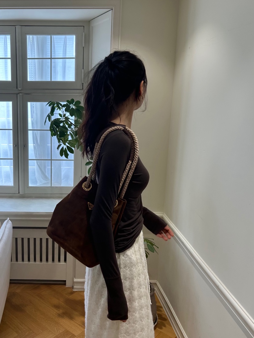 ME MO韓國代購㊣女士新款職業休閑真品25秋冬推薦熱賣長袖T恤ME MO長袖T恤