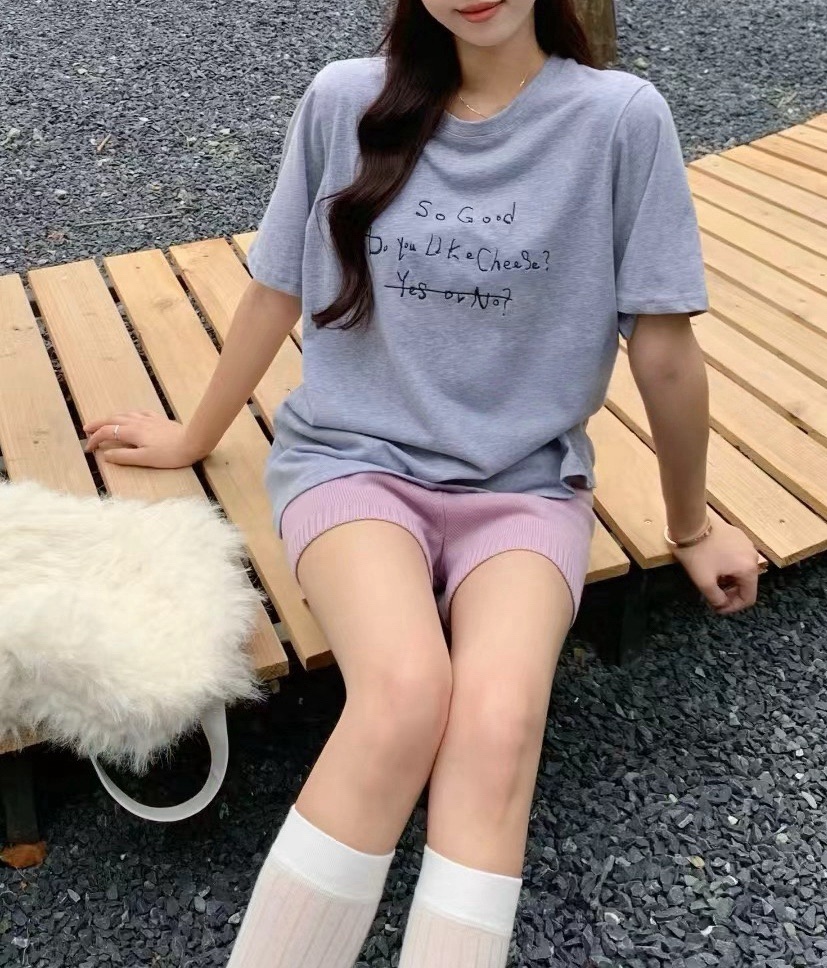 MILK TEA東大門㊣直郵女裝新品熱賣時尚休閑人氣25秋冬T恤MILK TEAT恤