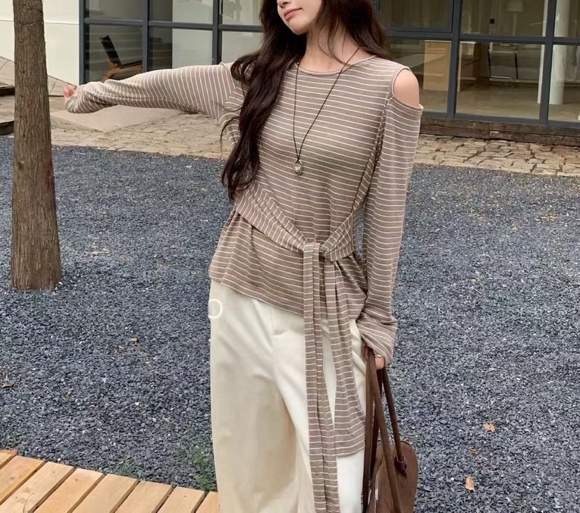 MILK TEA東大門㊣直郵女裝新款休閑推薦熱賣人氣時尚長袖T恤MILK TEA長袖T恤