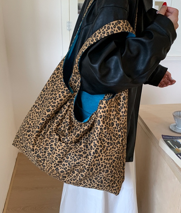 POSH BLUE韓國代購㊣女士新款25秋冬熱賣真品單肩斜跨包雙面POSH BLUE單肩/斜跨包