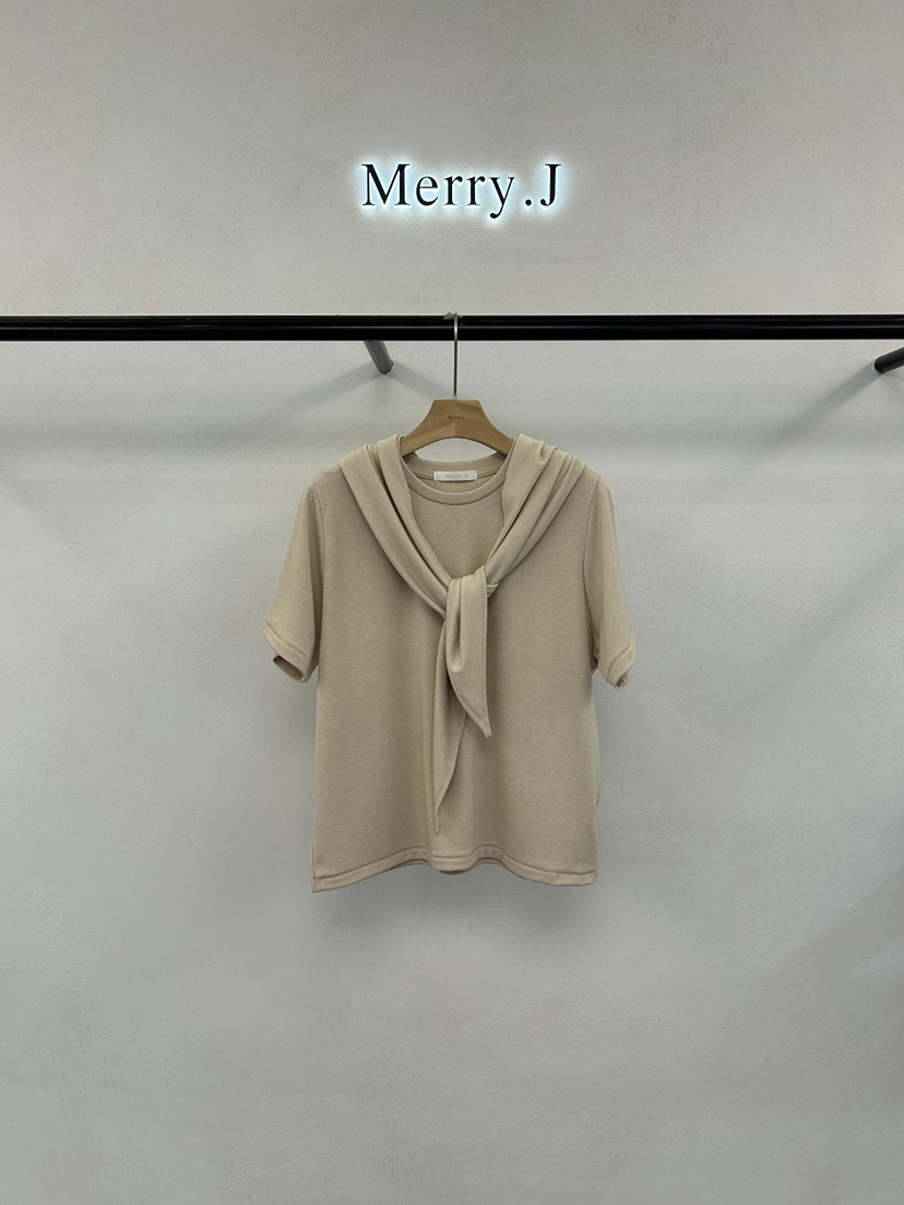 MERRY-J東大門㊣直郵女士新品25秋冬時尚人氣職業T恤含圍巾MERRY-JT恤